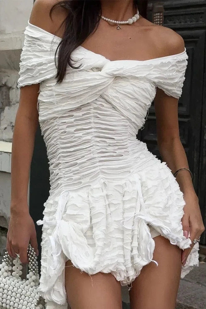Off-Shoulder Pleated Sleeveless A-Line Mini Dress with High Waist