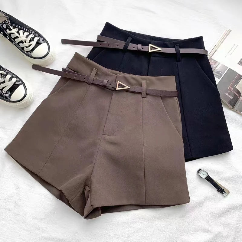 Evelyn | High-Waist Shorts