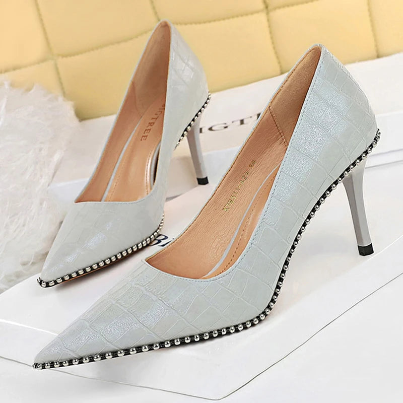 High Heels Women Pumps with Rivet Metal Chain
