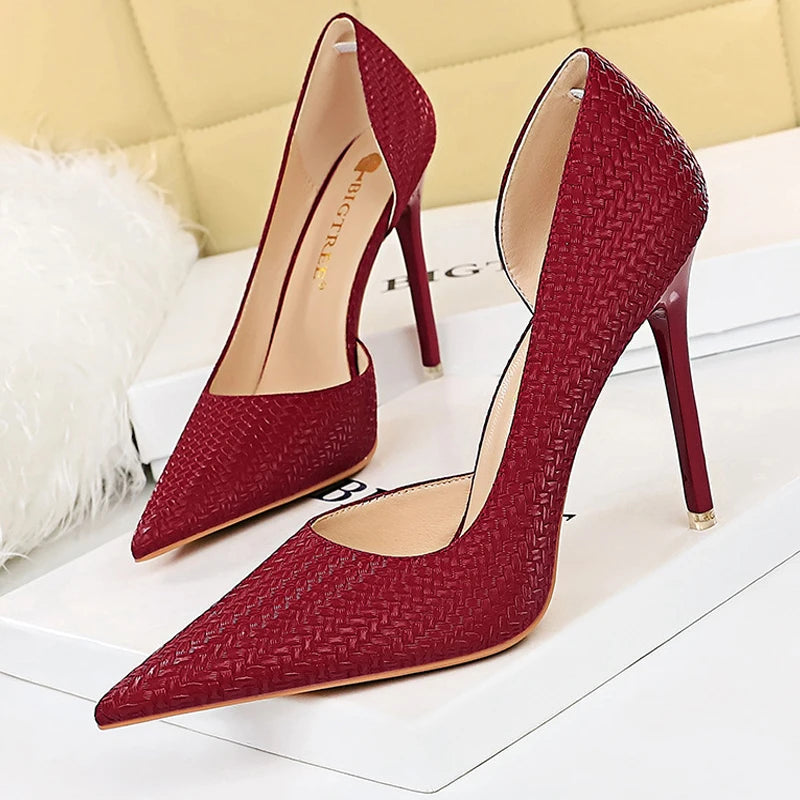 Red Women Pumps with New Weave Pattern High Heels