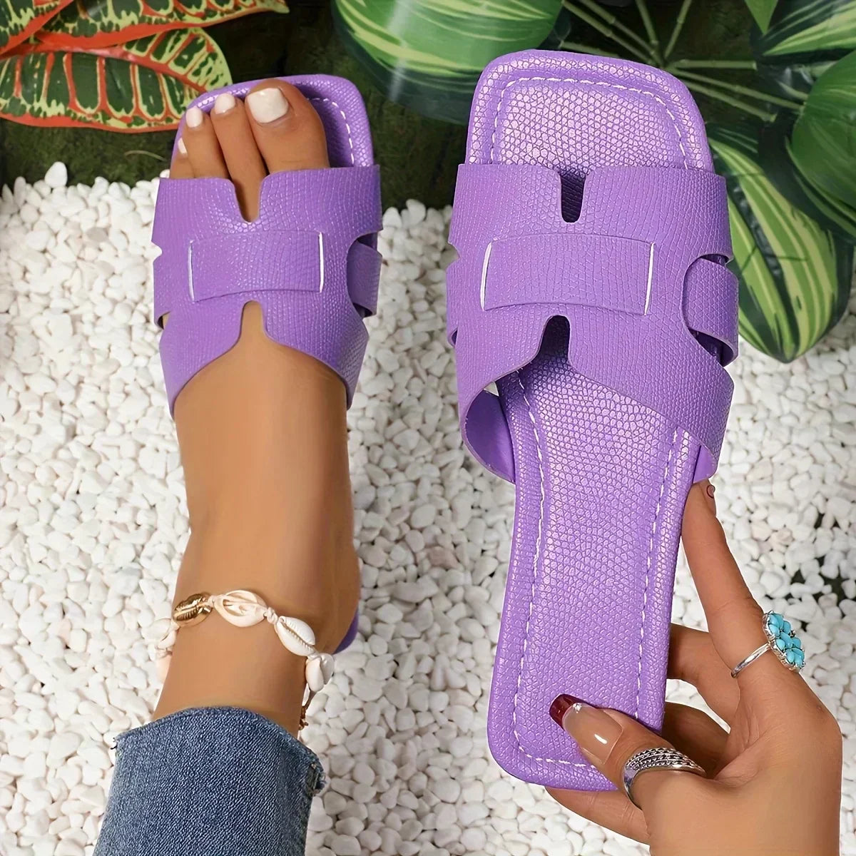 | Slides Sandals