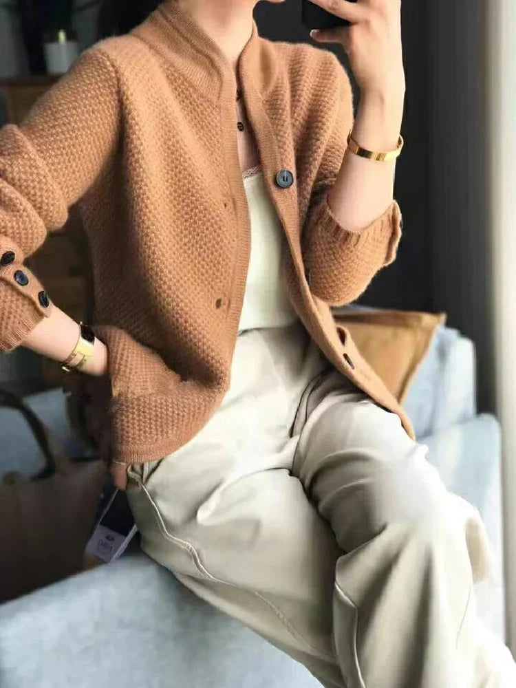 | Winter sweater in versatile design