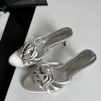 Summer Fashion Flower Woman Slippers with Thin Low Heels and Narrow Band for Party or Stripping