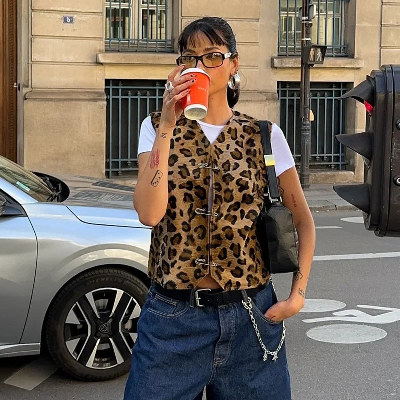 Leopard Print Pin Vest For Women V-Neck Sleeveless Fashion Hot Girl Cardigan Top Female Autumn New Slim Fit Short Vest