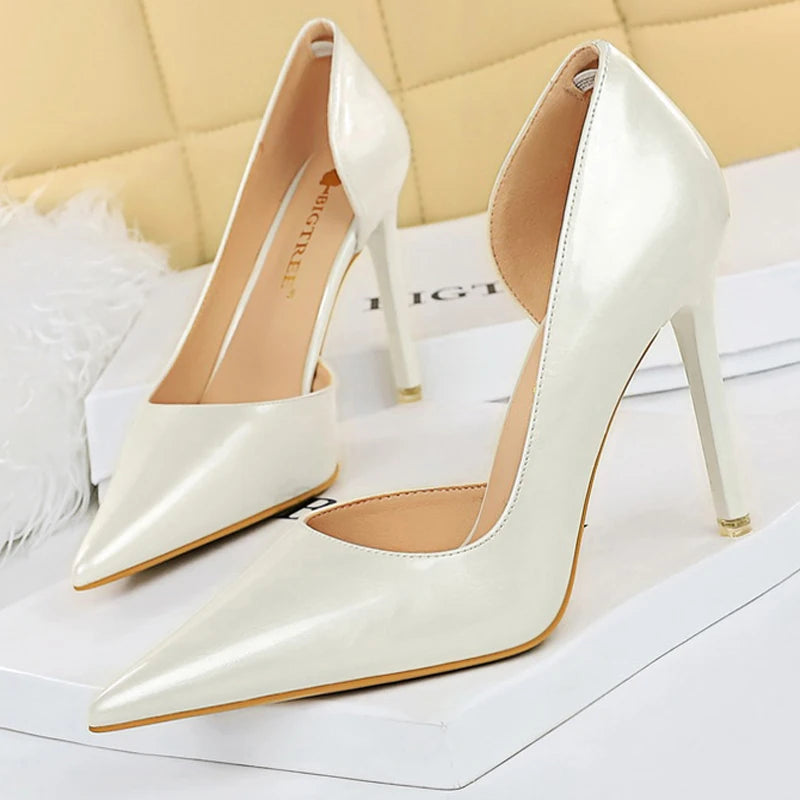 Sexy Pu Leather Kitten Heels Party Shoes for Women