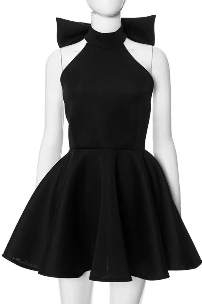 Sleeveless Bodycon Mini Dress with Elegant Pleats