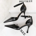 8 Cm Heels Women Pumps in Patent Leather with Snake Pattern Design and Kitten Heels