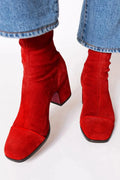 | Elegant Boots