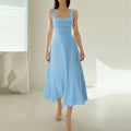 Querida Chic Dress with Square Neckline Premium Wardrobe Essential
