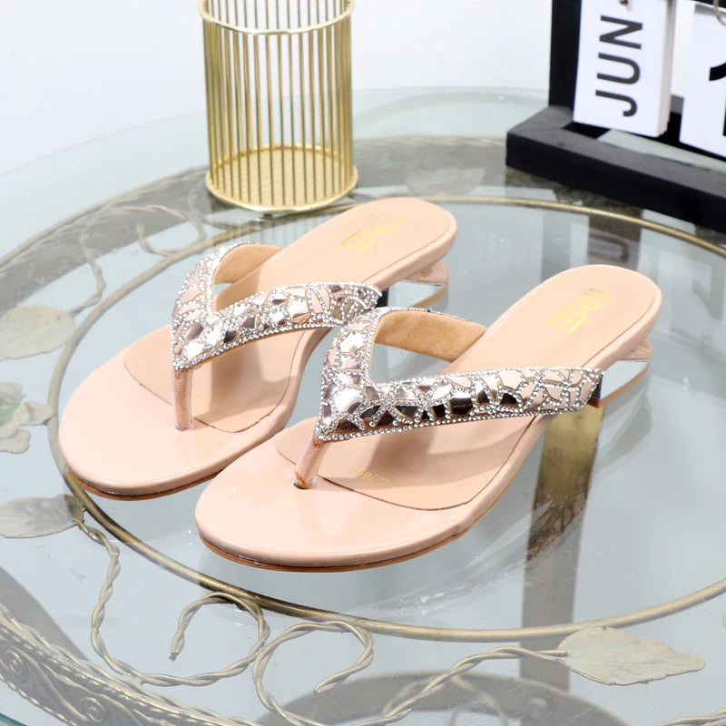 Clip Toe Low Heel Rhinestone Women's Slippers for Summer Wear