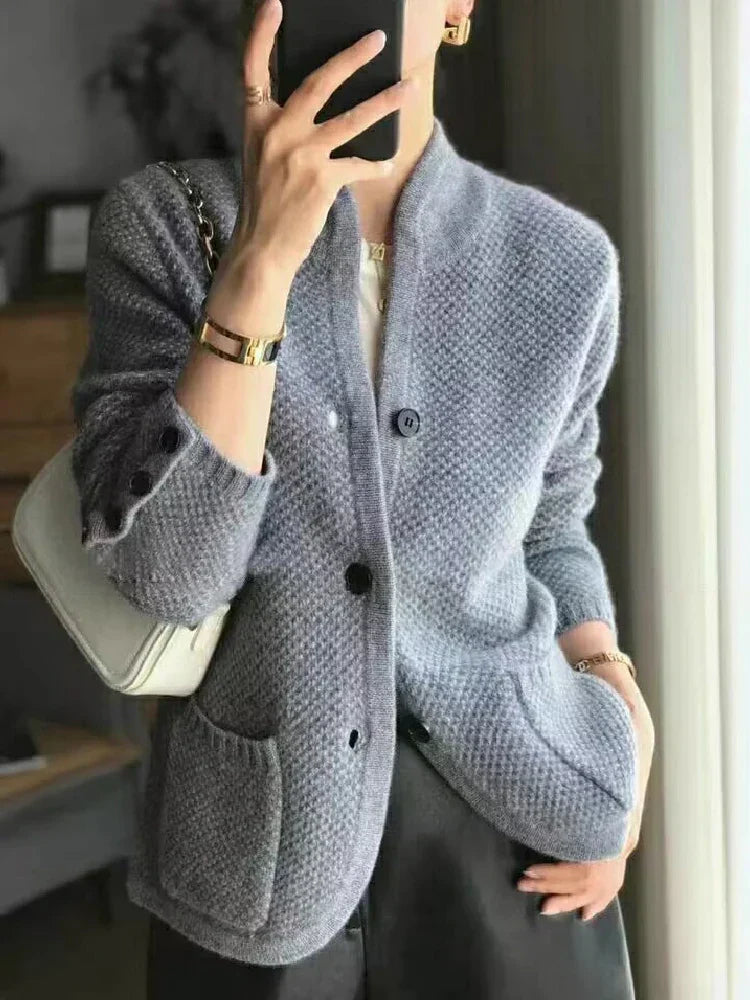 | Winter sweater in versatile design