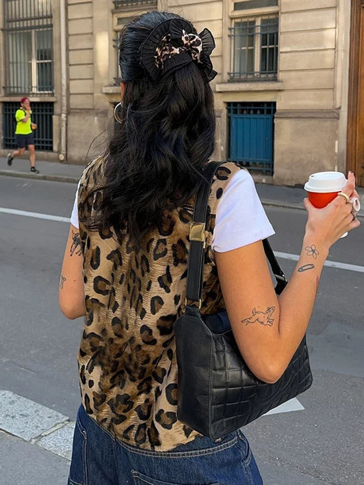 Leopard Print Pin Vest For Women V-Neck Sleeveless Fashion Hot Girl Cardigan Top Female Autumn New Slim Fit Short Vest