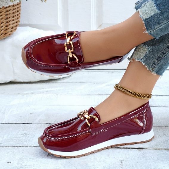 AmyVictoria | Shiny Bordeaux Loafers