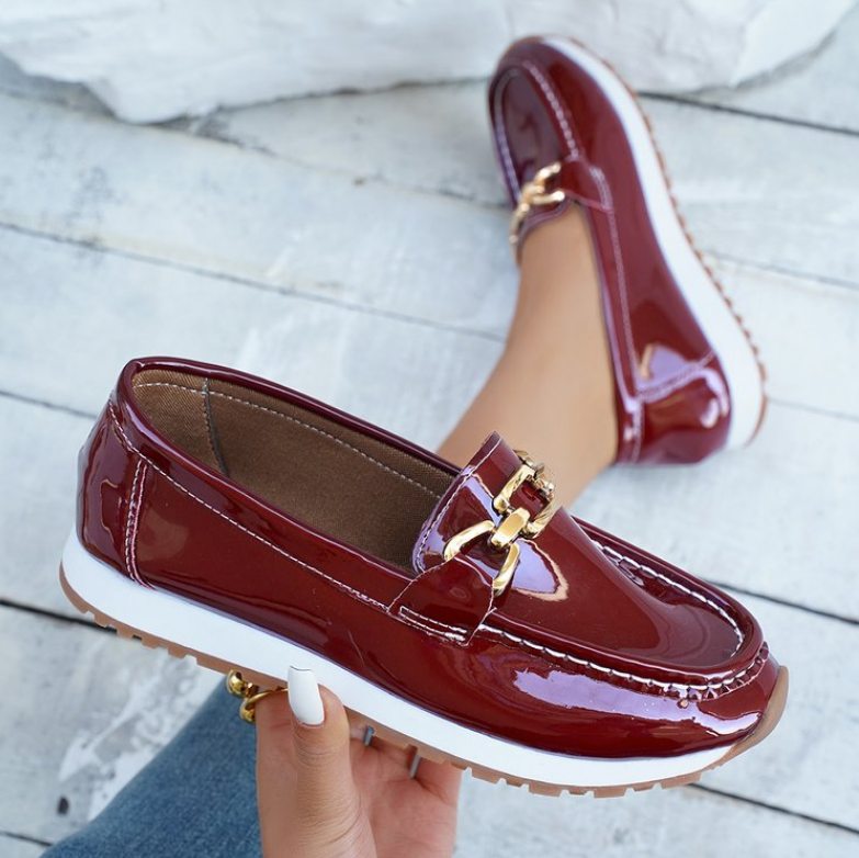AmyVictoria | Shiny Bordeaux Loafers