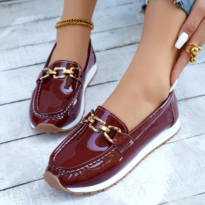 AmyVictoria | Shiny Bordeaux Loafers