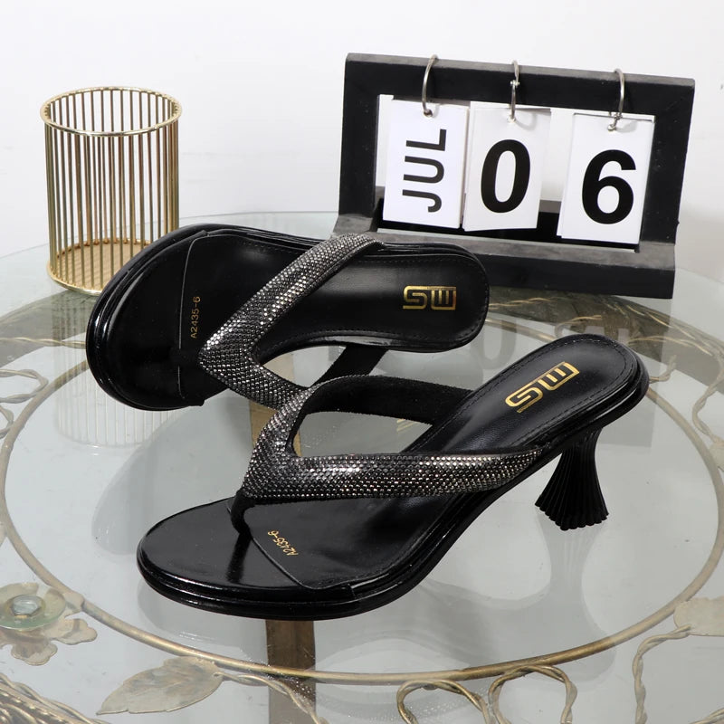 Luxurious Golden Stiletto High Heel Flip Flops with Toe Clip for Summer
