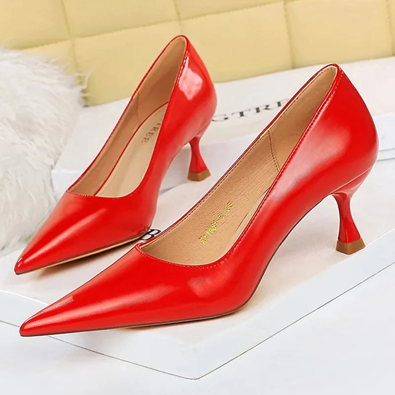Fashion Kitten High-heeled Pumps in Pu Leather for Women