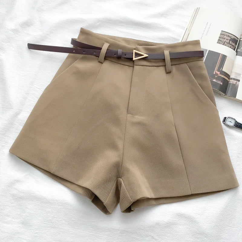 Evelyn | High-Waist Shorts