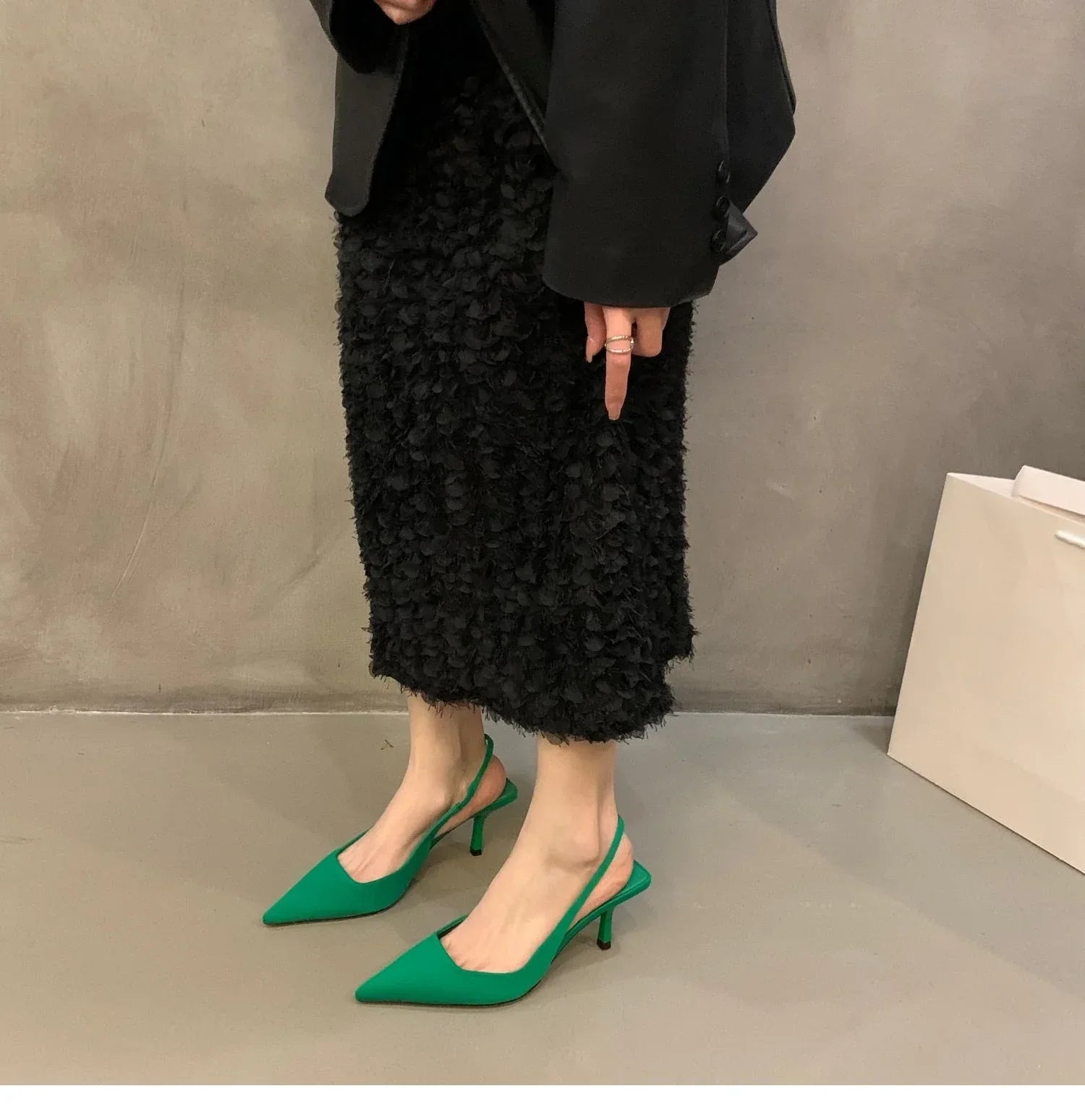 Summer Autumn Solid Color Banquet Pointed Toe Sexy Comfortable Casual Slip-on Shoes Low Heel Pumps