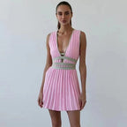 Effortless Pleated Knit Dress with Timeless Appeal