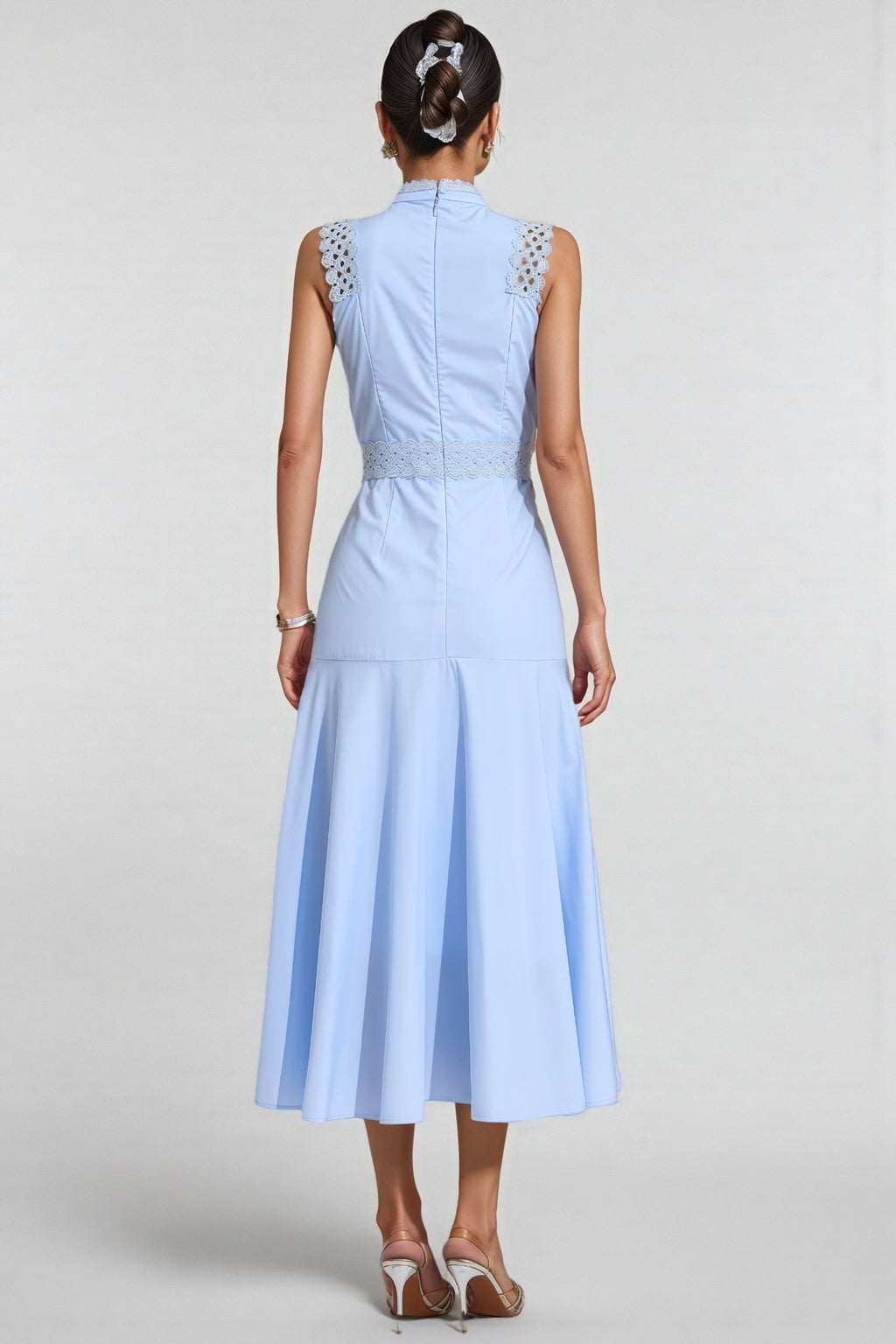 Arwty Blue Sleeveless Lace Midi Dress