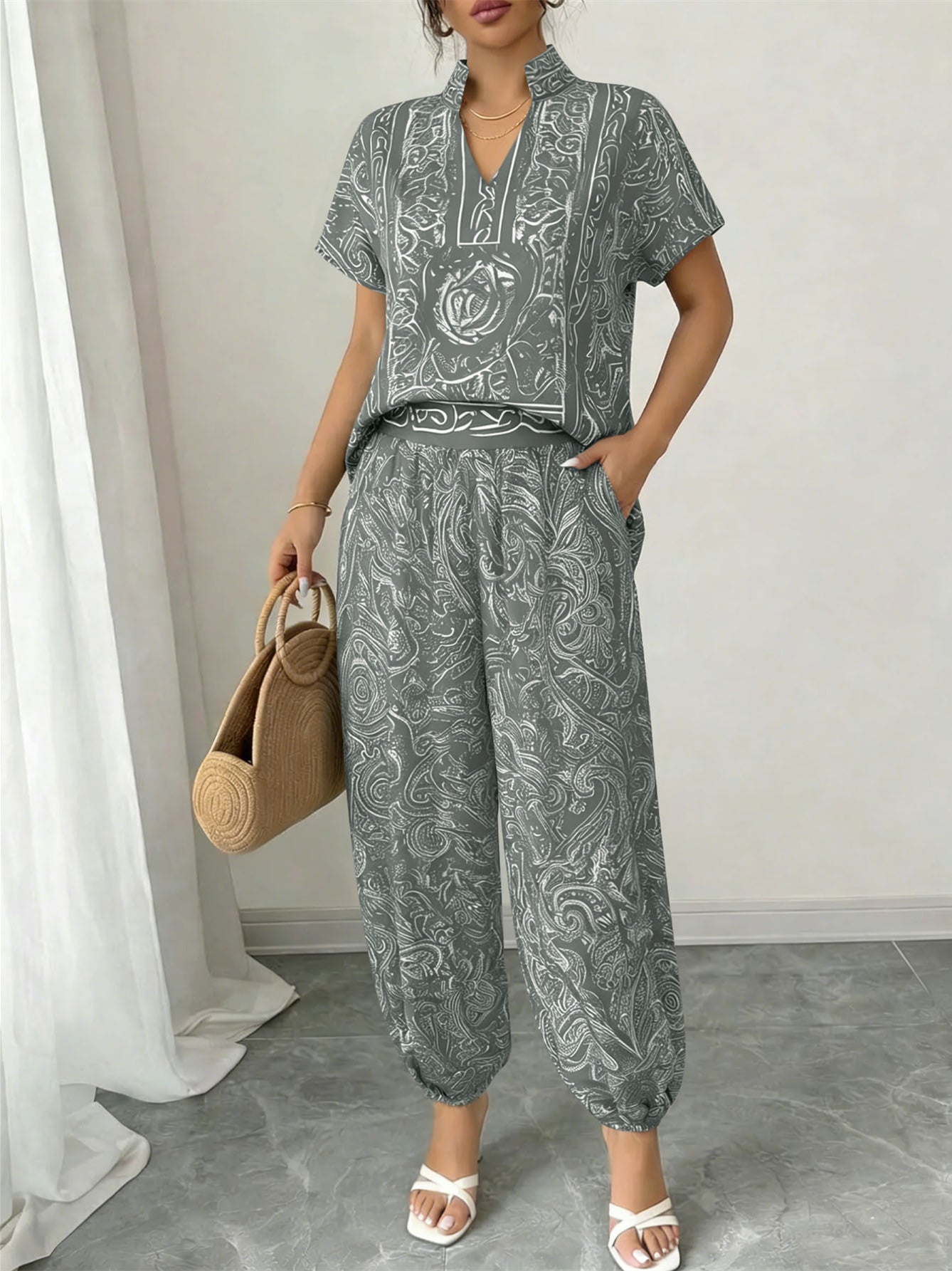 Niche Abstract Print Women's Two-Piece Set