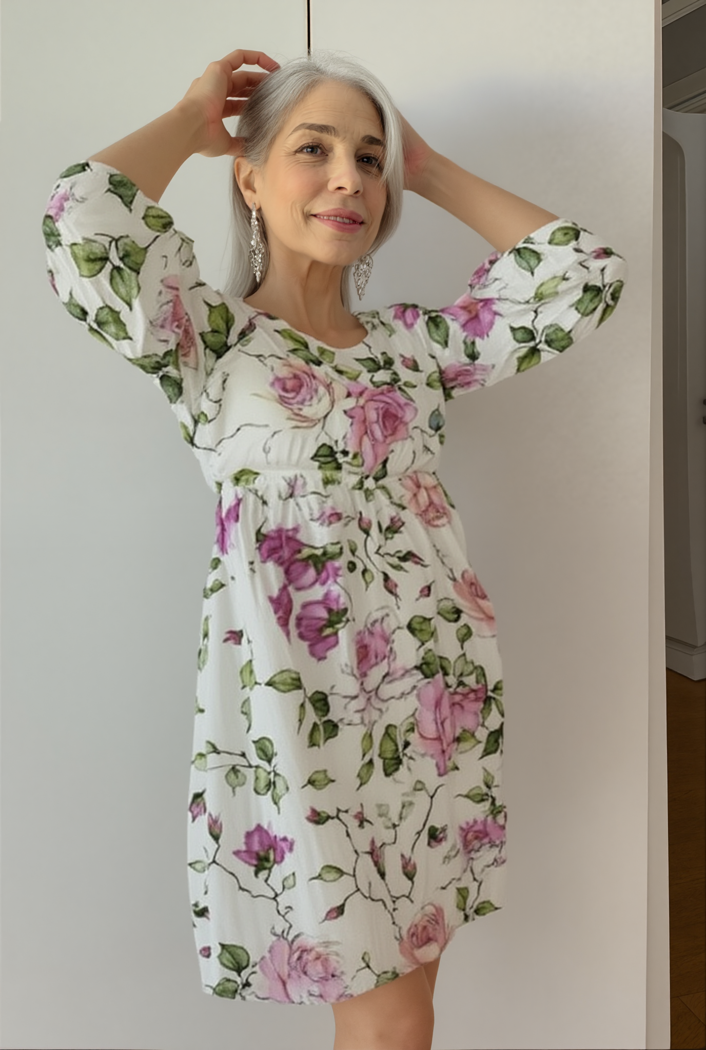| Chic Dress