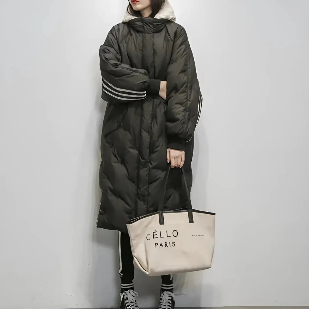 | Mid-length jacket with duck down and hood