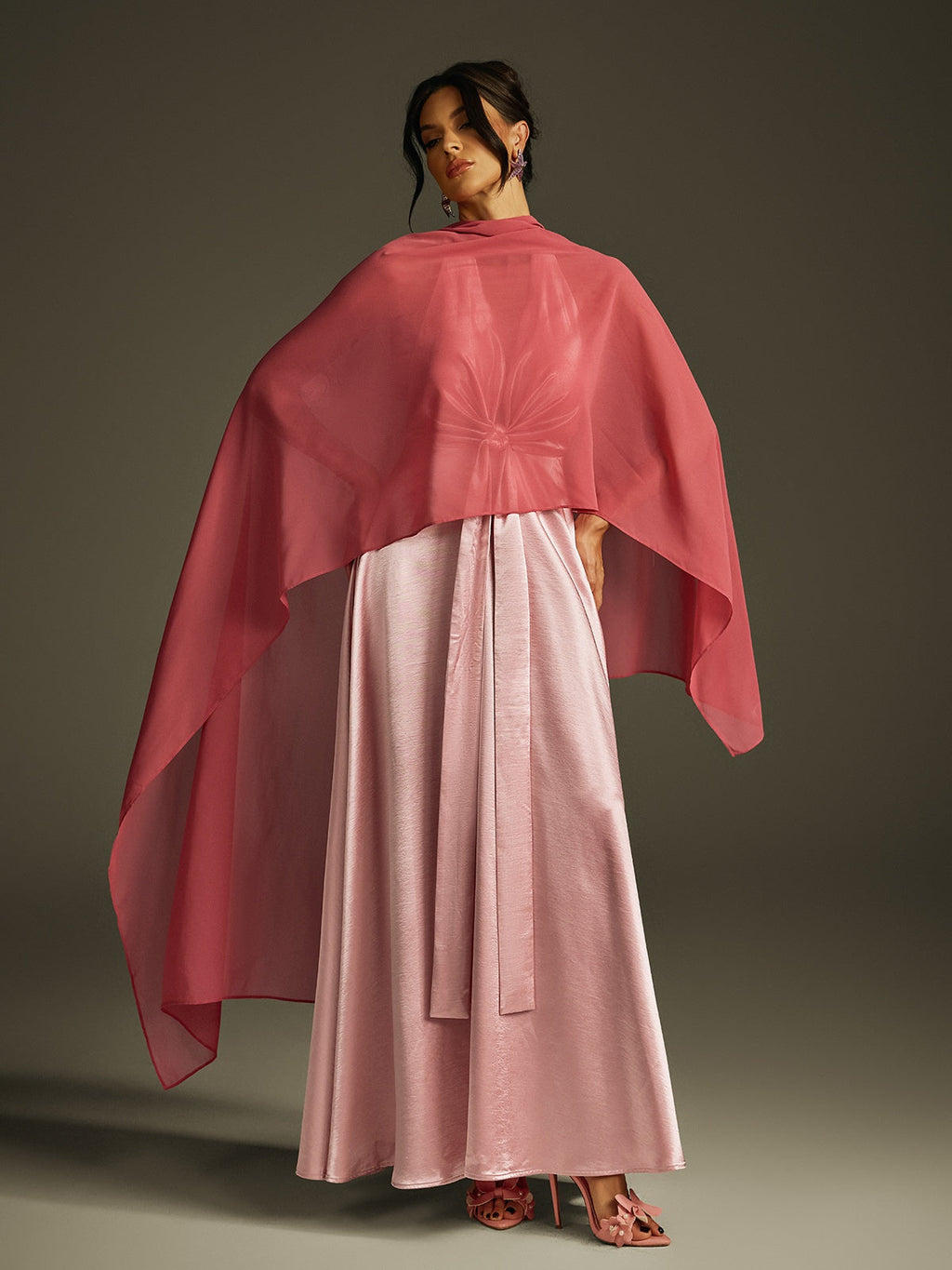 Sweetheart Neck Satin Box Pleat A Line Cape Shawl Overlay Backless Gown