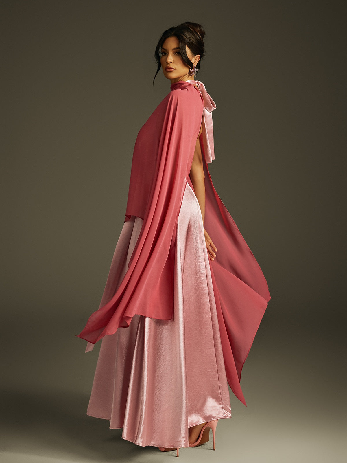 Sweetheart Neck Satin Box Pleat A Line Cape Shawl Overlay Backless Gown