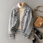 Women__ Cropped Buttoned Jacket with Houndstooth Pattern