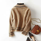 Women__ Cropped Buttoned Jacket with Houndstooth Pattern