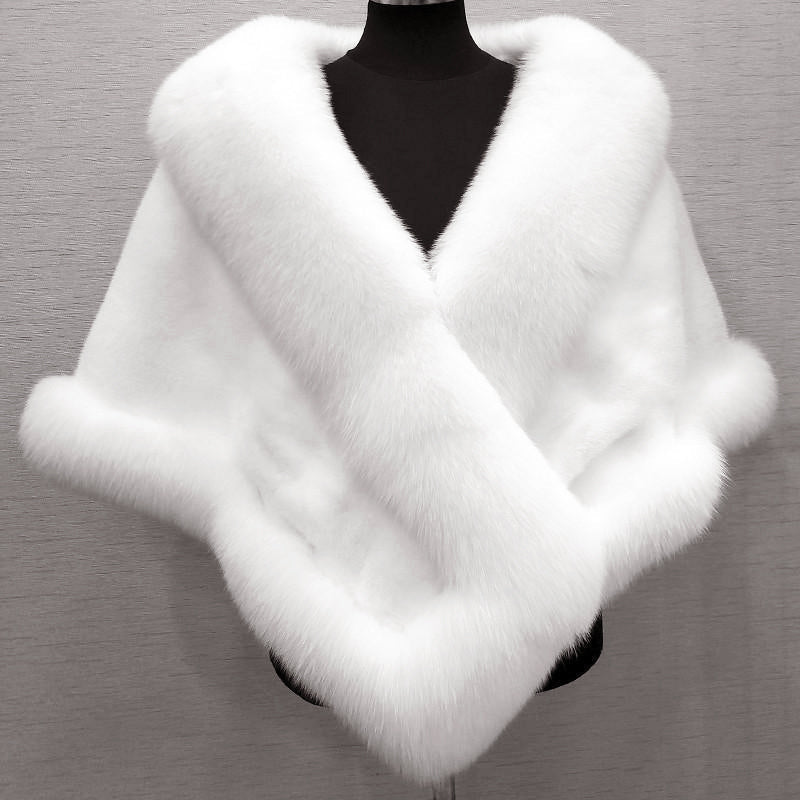 Women__ Faux Fur Cape Scarf with Wide Collar