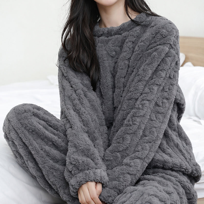 Women__ Fleece Pajama Set with Long Sleeve Top and Pants