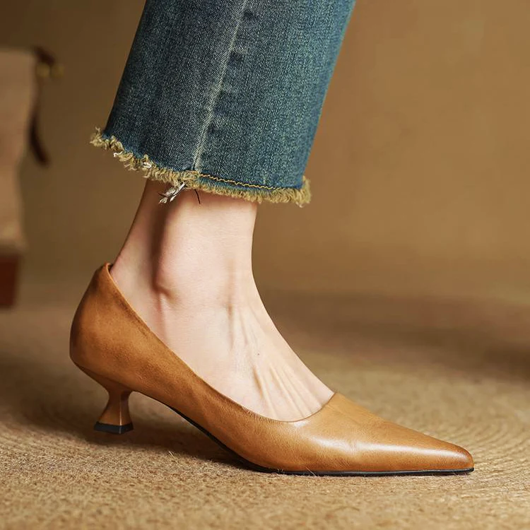 Women__ Genuine Leather Pointed Kitten Heels
