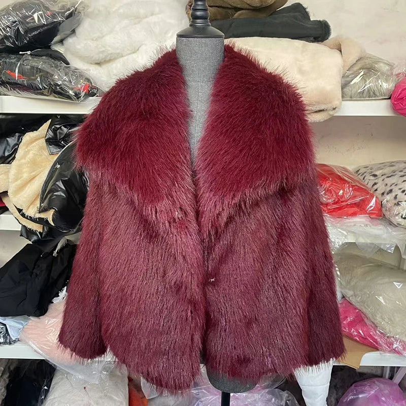 | Women’s Relaxed Fit Faux Fur Jacket