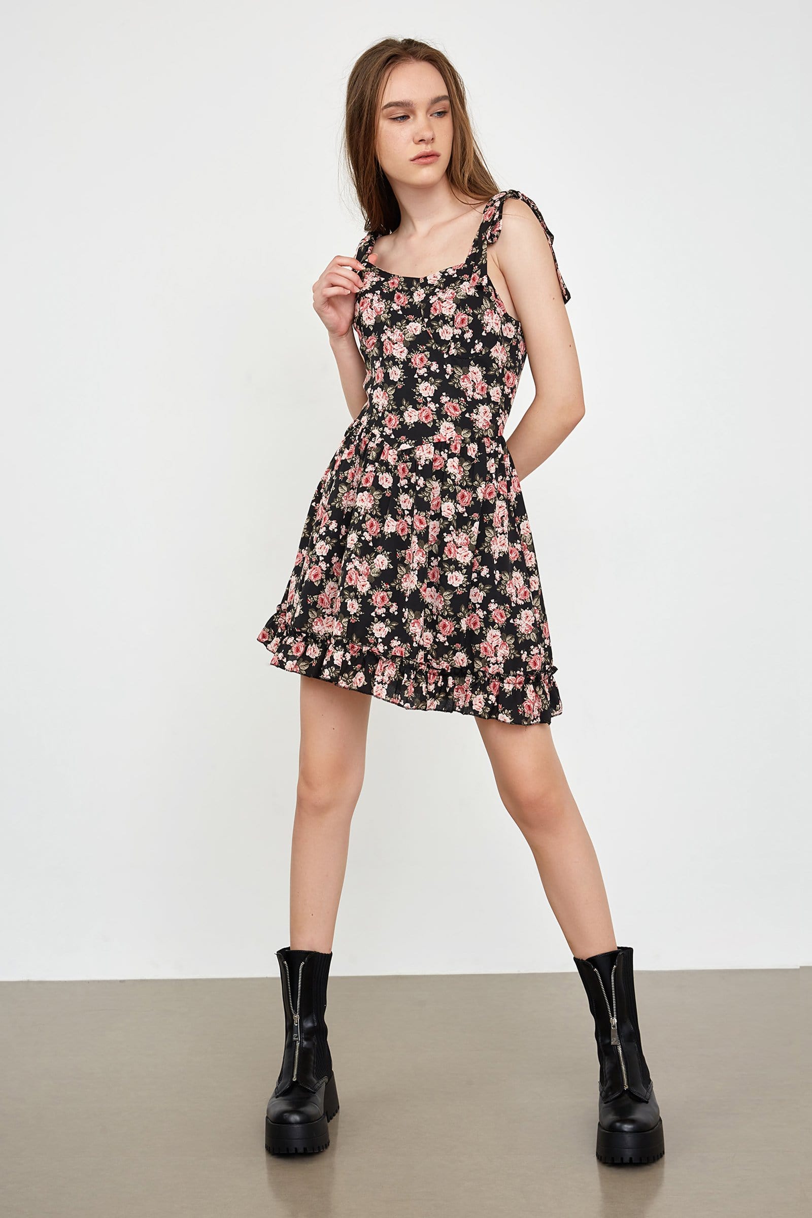 Floral Print Tie Shoulder Ruffle Hem Mini Dress