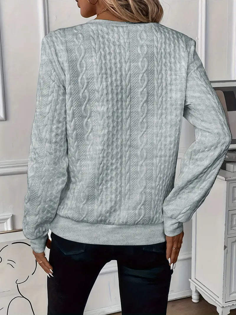 | Tied sweater