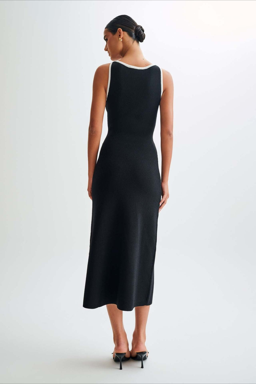 Ribbed Knit Button Front Crew Neck Pocket Bodycon Midi Dress