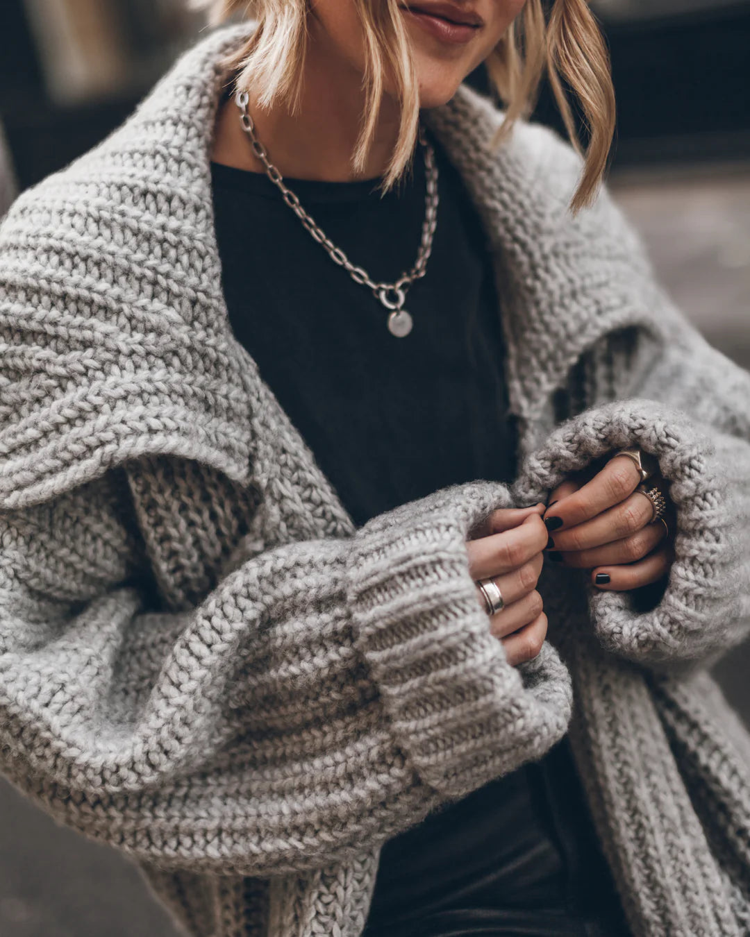 Chunky and Warm Knit Button Pocketed Oversized Midi Cardigan