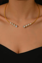 Fashionable Teardrop-shaped Zircon Copper Coil Open Necklace