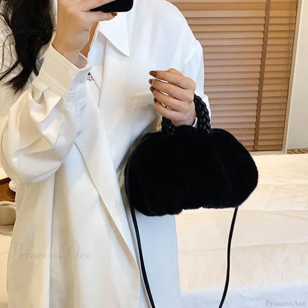 Autumn Winter Faux Fur Pleated Fashion Crossbody Shoulder Handbag