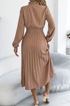 Solid Color Long-sleeved Fitted Waist Pleated Elegant Midi Dress