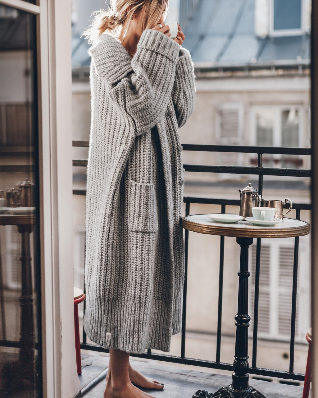 Chunky and Warm Knit Button Pocketed Oversized Midi Cardigan