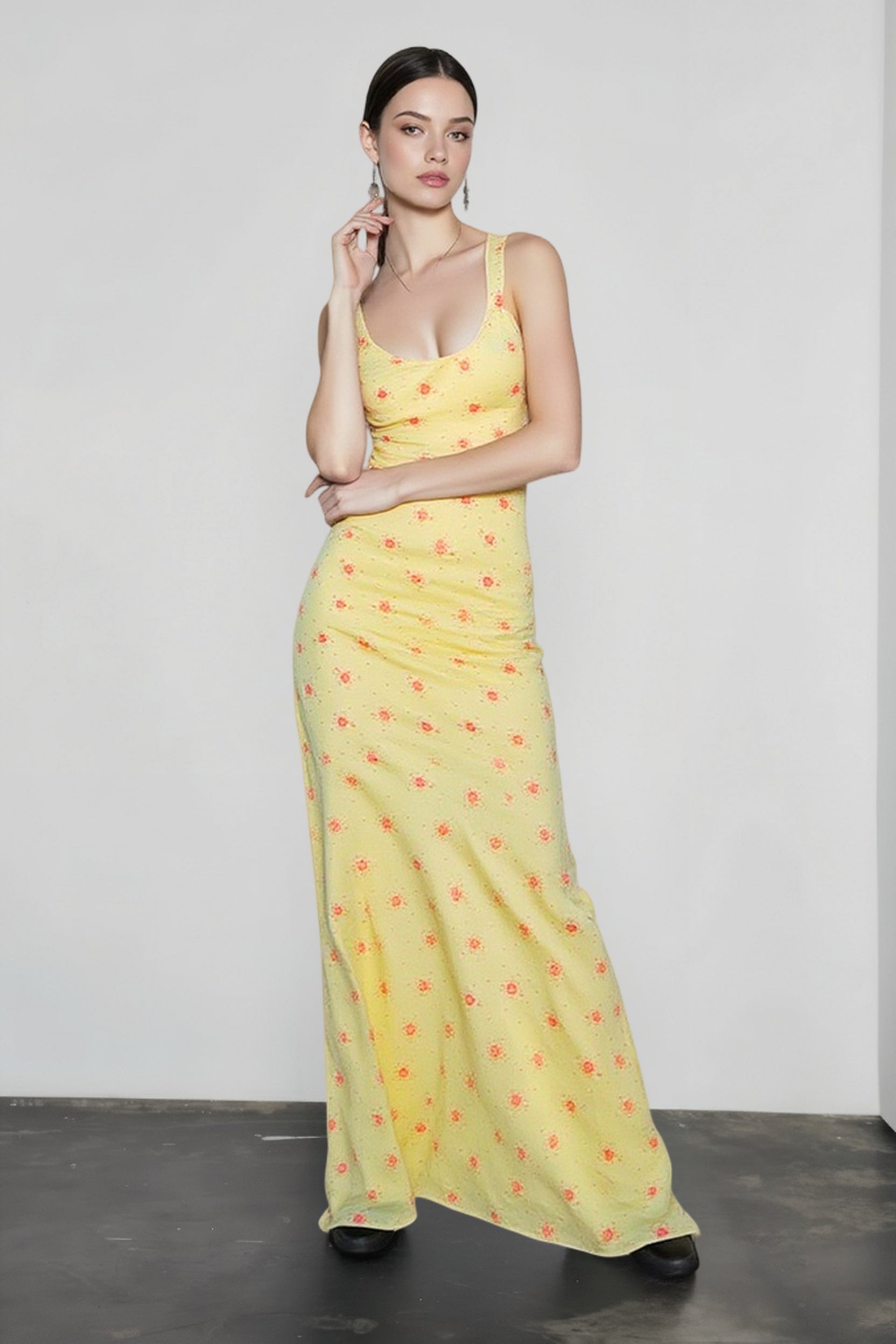 Ditsy Floral Print Scoop Neck Tank Bodycon Maxi Dress