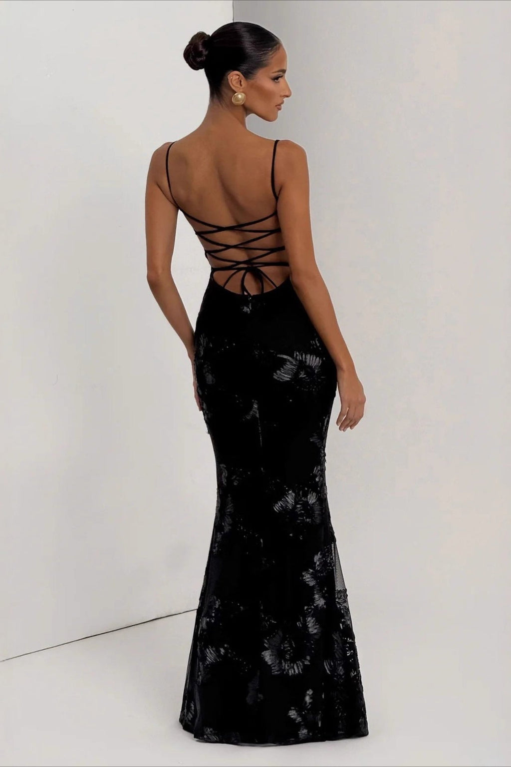 Spaghetti Strap Corset Bodice Floral Lace Appliqué Open Back Mermaid Maxi Dress