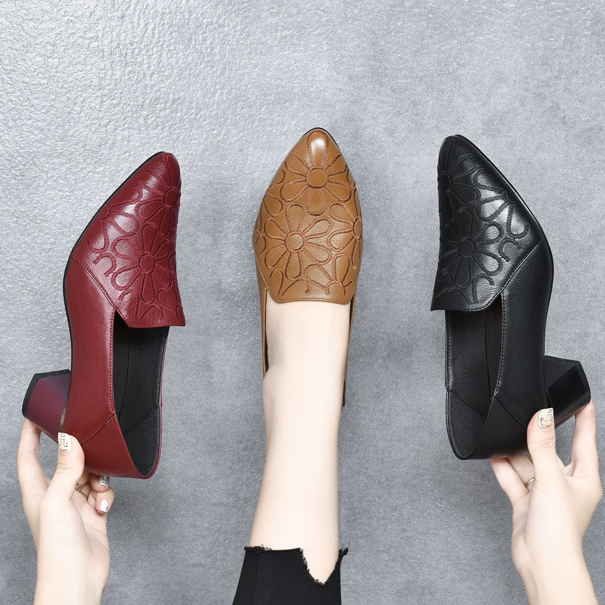 Cecilia | Floral Embossed Pumps