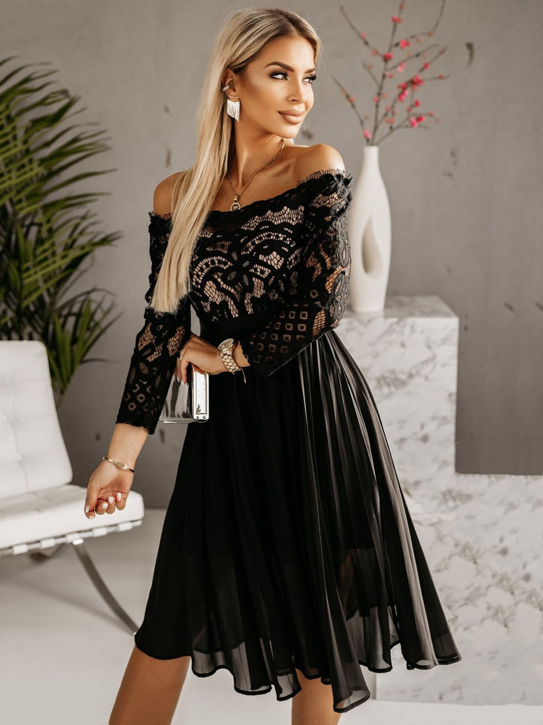Party Dresses Black Long Sleeves Lace Short Dress