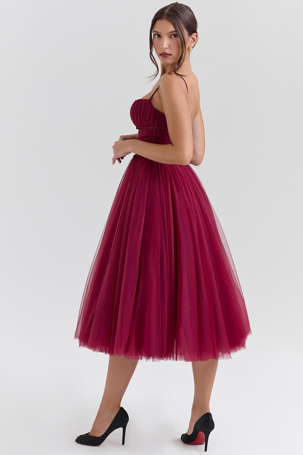 Ruched Sweetheart Pleated Bodice Tulle Layered Skirt Spaghetti Strap Midi Dress