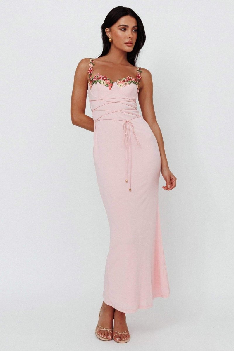 Leonor Chic Midi Dress with Floral Embroidery and Laces Elevated Occasion Wear